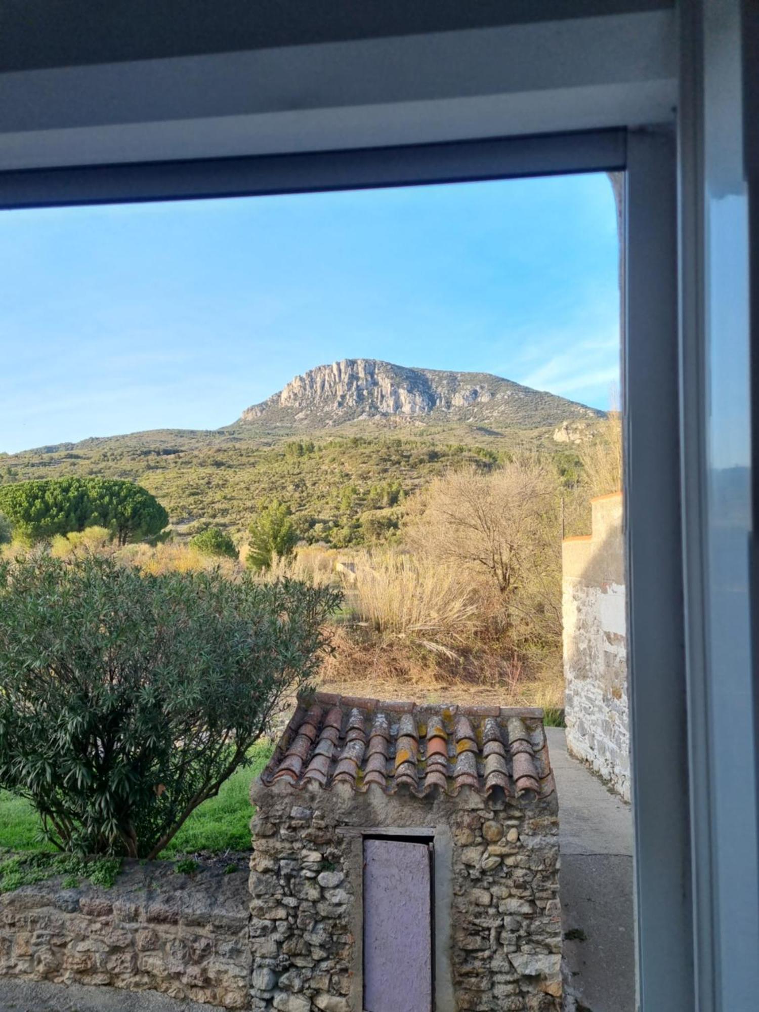 Gite Rue Tranquille Padern Luaran gambar