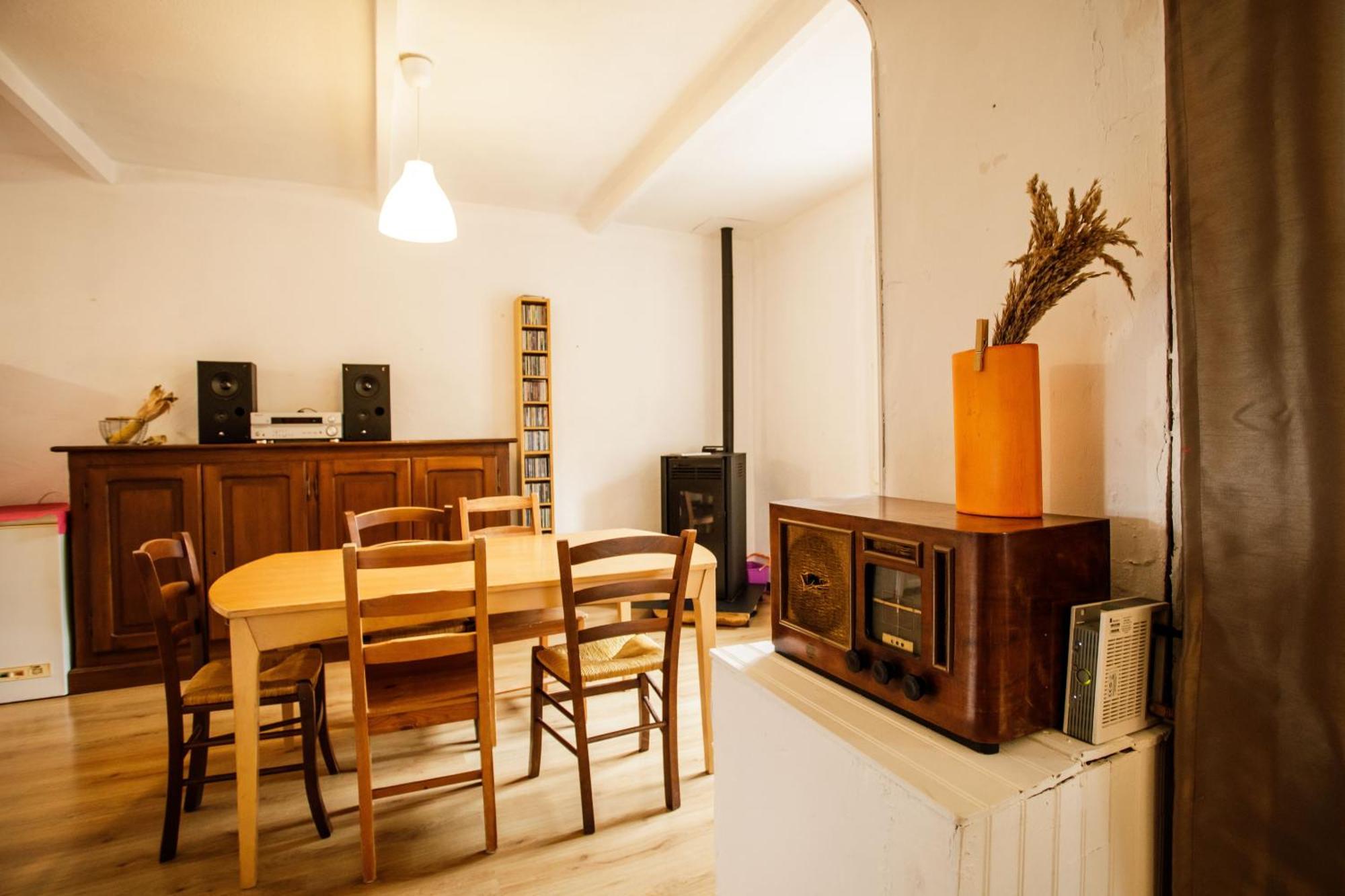 Gite Rue Tranquille Padern Luaran gambar