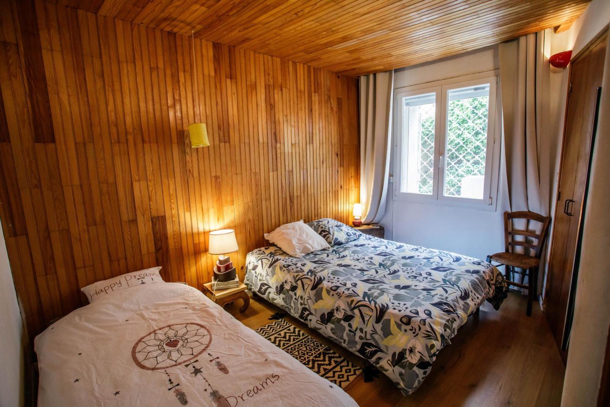 Gite Rue Tranquille Padern Luaran gambar